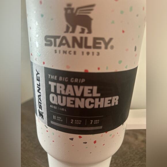 Stanley Travel Quencher Tumbler Straw Cup 40 oz Speckled Confetti White NEW - Picture 4 of 6